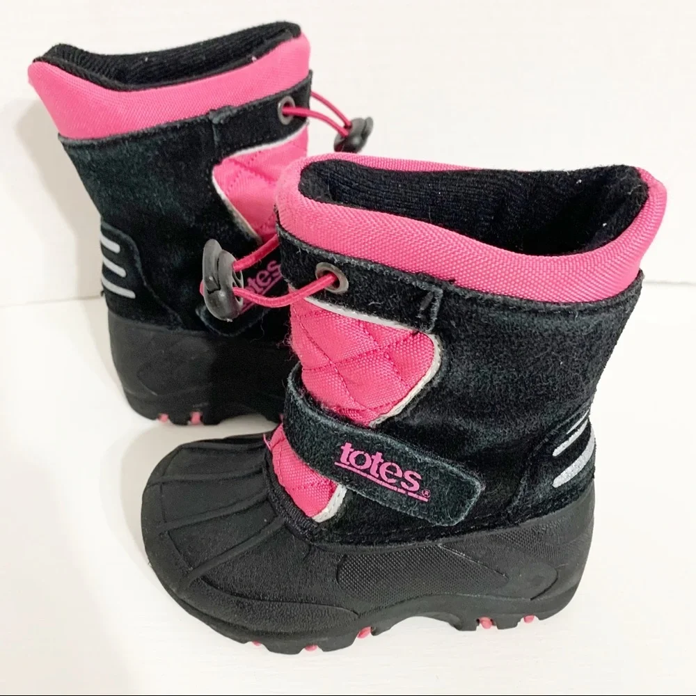 Totes Tammy Sued Nylon Waterproof Insulated Winter Snow Boots Velcro Drawstring